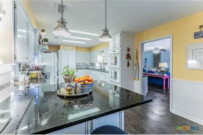 208 Highland Oaks Drive, Harker Heights, TX 76548 - Photo 8