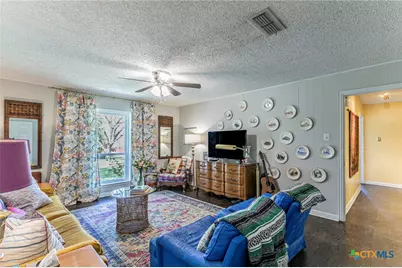 208 Highland Oaks Drive, Harker Heights, TX 76548 - Photo 6