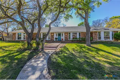 208 Highland Oaks Drive, Harker Heights, TX 76548 - Photo 1