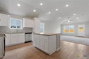 121 Andrew Dr, Killeen, TX 76542 - Photo 6