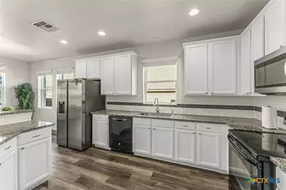 12611 Mitre Peak, San Antonio, TX 78245 - Photo 6