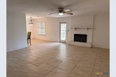 121 Byron Lane, Victoria, TX 77901 - Photo 4