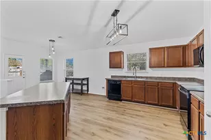 1310 Grande Mesa Dr, Georgetown, TX 78626 - Photo 2