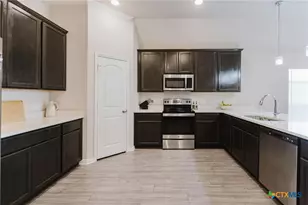 4158 Aransas Dr, Belton, TX 76513 - Photo 4