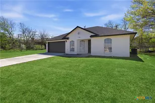 1301 Fairbanks St, Copperas Cove, TX 76522 - Photo 2