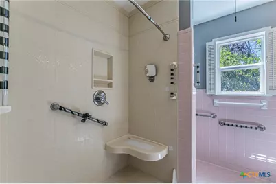 1808 N Beal Street, Belton, TX 76513 - Photo 20