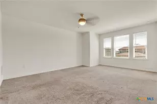 401 Briarfield Dr, Seguin, TX 78155 - Photo 28