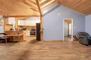 2203 E Trinity St, Victoria, TX 77901 - Photo 10