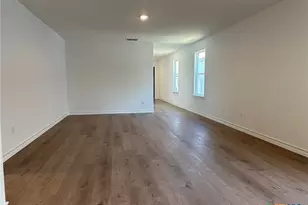 936 Heartseed Ave, New Braunfels, TX 78130 - Photo 4