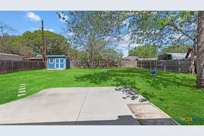 236 Glenbrook Drive, New Braunfels, TX 78130 - Photo 10