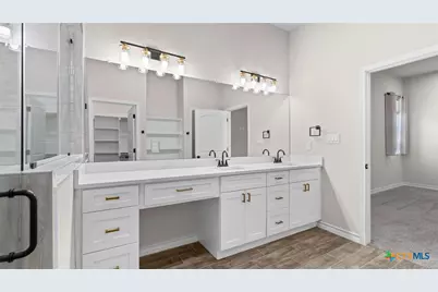 8511 Ventura Boulevard, Selma, TX 78154 - Photo 16