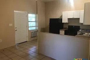 1410 Marlton St, San Marcos, TX 78666 - Photo 4