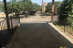 1410 Marlton St, San Marcos, TX 78666 - Photo 12