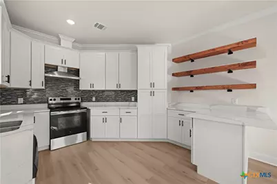 214 Spindletop Street, Gatesville, TX 76528 - Photo 10