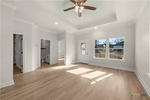 214 Spindletop St, Gatesville, TX 76528 - Photo 4