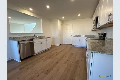 945 Heartseed Avenue, New Braunfels, TX 78130 - Photo 8