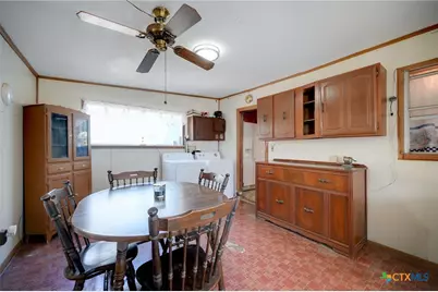 1631 E Fannin Street, Luling, TX 78648 - Photo 16