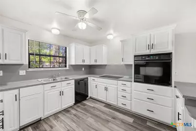 1513 Oak Park Lane, Salado, TX 76571 - Photo 12