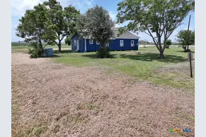 7296 Fm 234, El Toro, TX 77957 - Photo 4