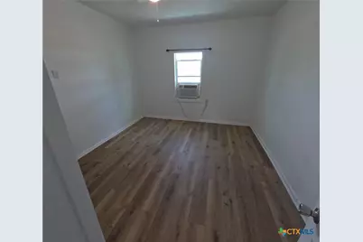 7296 Fm 234, El Toro, TX 77957 - Photo 16