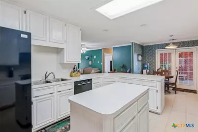 306 Cherrystone Circle, Victoria, TX 77904 - Photo 14