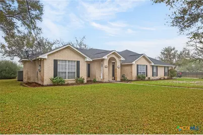 603 Oakway Street, Victoria, TX 77905 - Photo 1