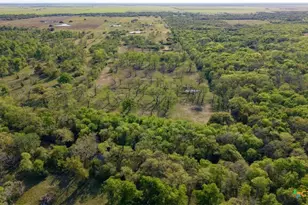 2427 Fm 234 S, Edna, TX 77957 - Photo 4