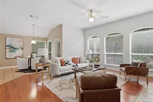 29 Horseshoe Trail, New Braunfels, TX 78132 - Photo 14