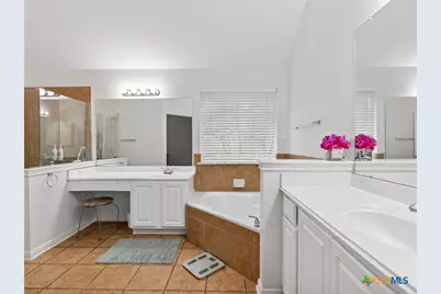 29 Horseshoe Trail, New Braunfels, TX 78132 - Photo 18