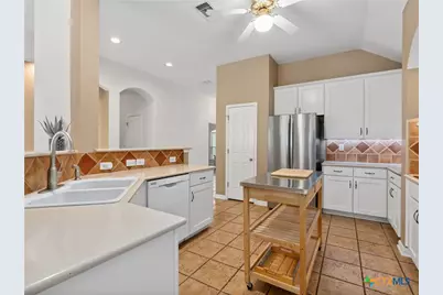 29 Horseshoe Trail, New Braunfels, TX 78132 - Photo 10