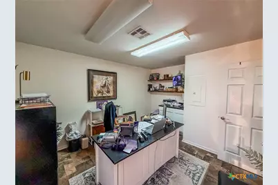 315 W Avenue M, Temple, TX 76504 - Photo 10