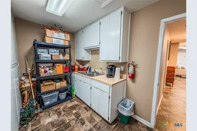 315 W Avenue M, Temple, TX 76504 - Photo 14