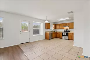234 Val Verde, New Braunfels, TX 78130 - Photo 10