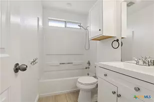 234 Val Verde, New Braunfels, TX 78130 - Photo 34