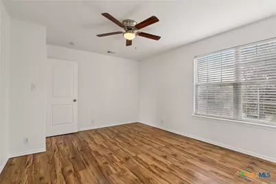 234 Val Verde, New Braunfels, TX 78130 - Photo 32