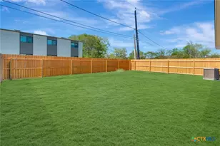 112 Missy Ln, Victoria, TX 77901 - Photo 24