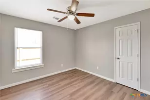 112 Missy Ln, Victoria, TX 77901 - Photo 18