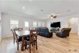 2946 Daisy Meadow, New Braunfels, TX 78130 - Photo 8