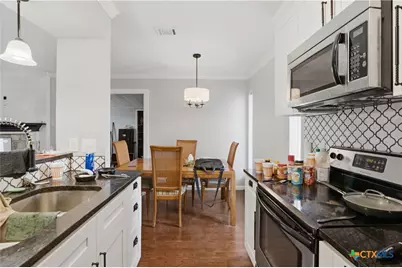 1051 Country Club Drive #21, Seguin, TX 78155 - Photo 10