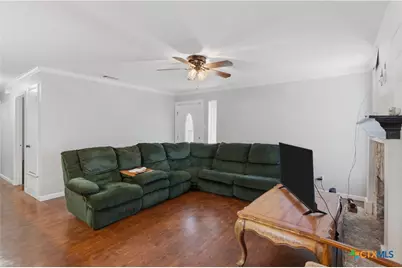 1051 Country Club Drive #21, Seguin, TX 78155 - Photo 4