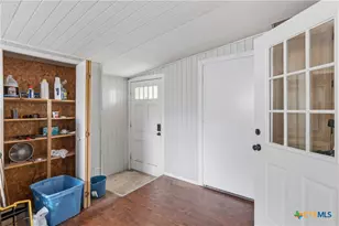 1051 Country Club Dr, Seguin, TX 78155 - Photo 24