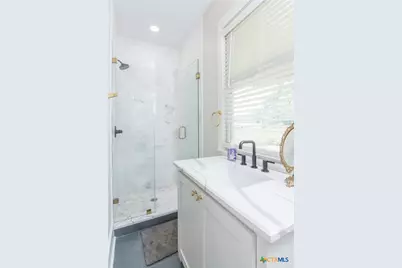 410 N Avenue D, Shiner, TX 77984 - Photo 32