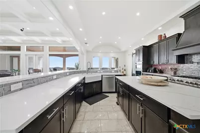 205 County Road 2727, Mico, TX 78056 - Photo 32