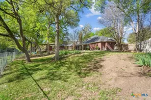 2422 Smith Bluff Rd, Salado, TX 76571 - Photo 34
