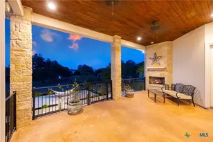 1058 Provence Pl, New Braunfels, TX 78132 - Photo 8