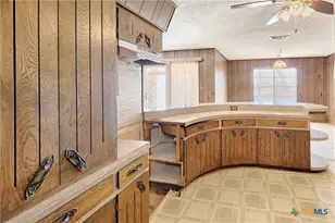 395 State Hwy 304, Gonzales, TX 78629 - Photo 10