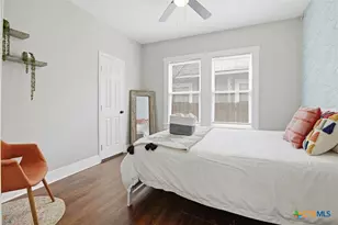 230 Thompson Pl, San Antonio, TX 78225 - Photo 32