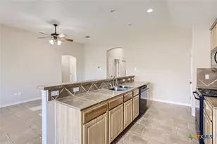 3032 Douglas Fir Dr, New Braunfels, TX 78130 - Photo 4