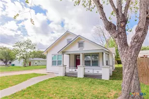 1903 E North St, Victoria, TX 77901 - Photo 18