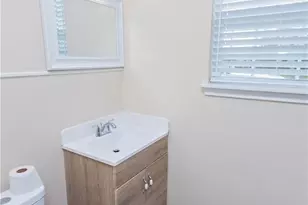 1903 E North St, Victoria, TX 77901 - Photo 6